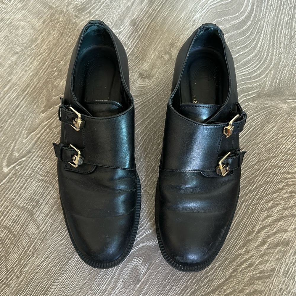 Tod's Black Leather Shoes